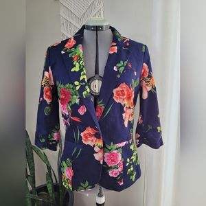 Floral Blazer size L (fits like M)